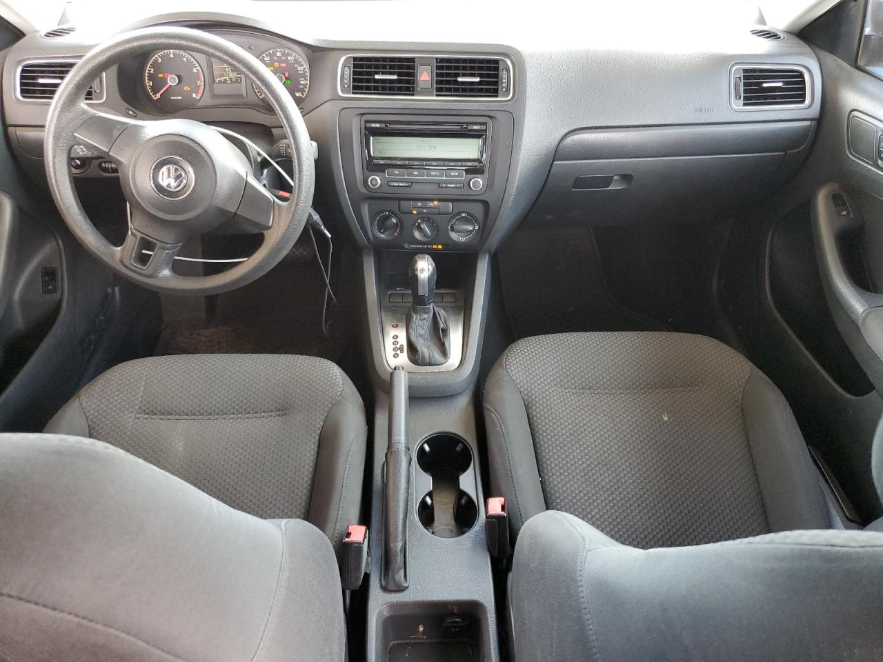 2011 Volkswagen Jetta Base VIN: 3VW2K7AJ7BM094135 Lot: 71879164