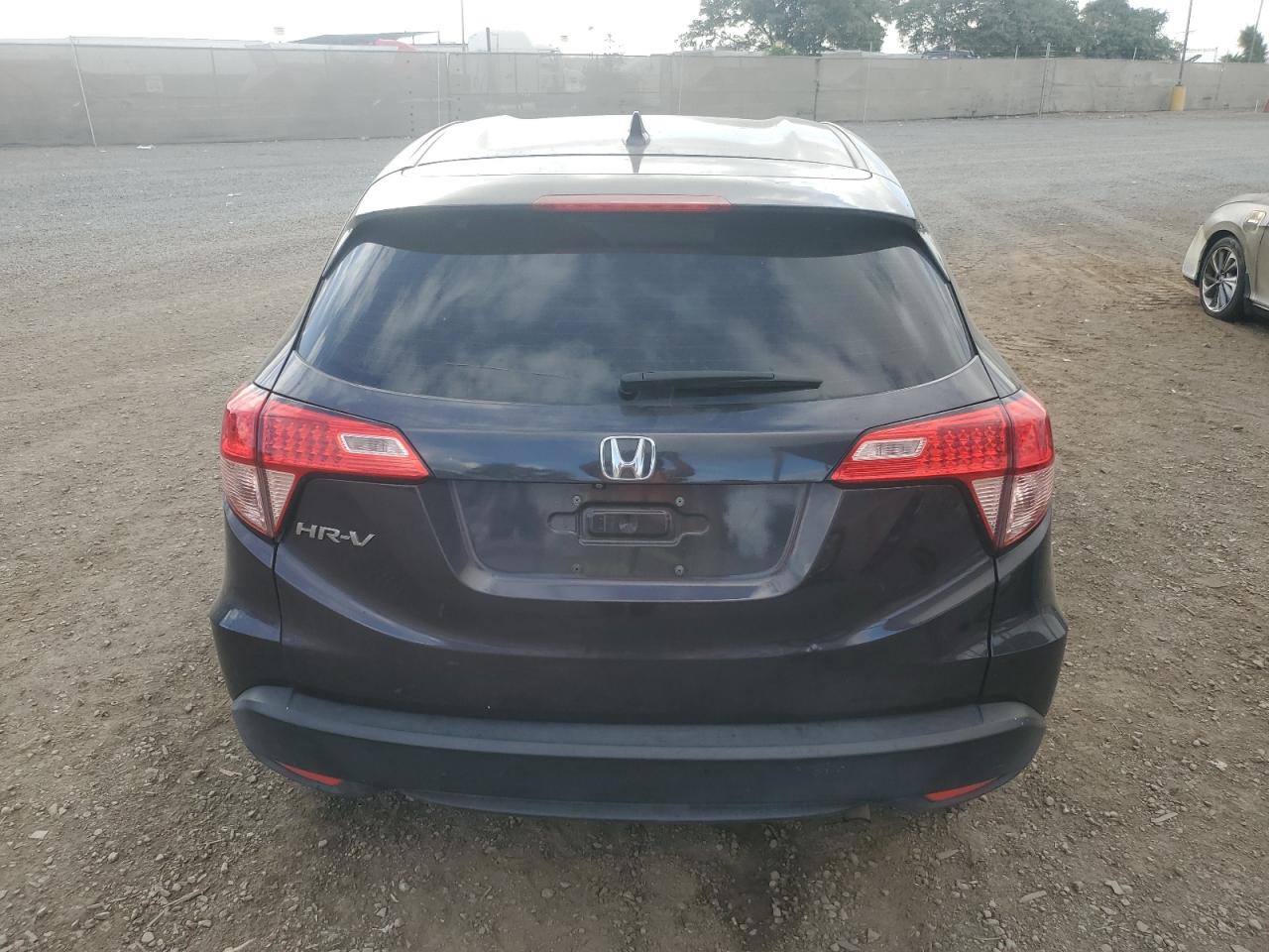 3CZRU5H32HG709165 2017 Honda Hr-V Lx