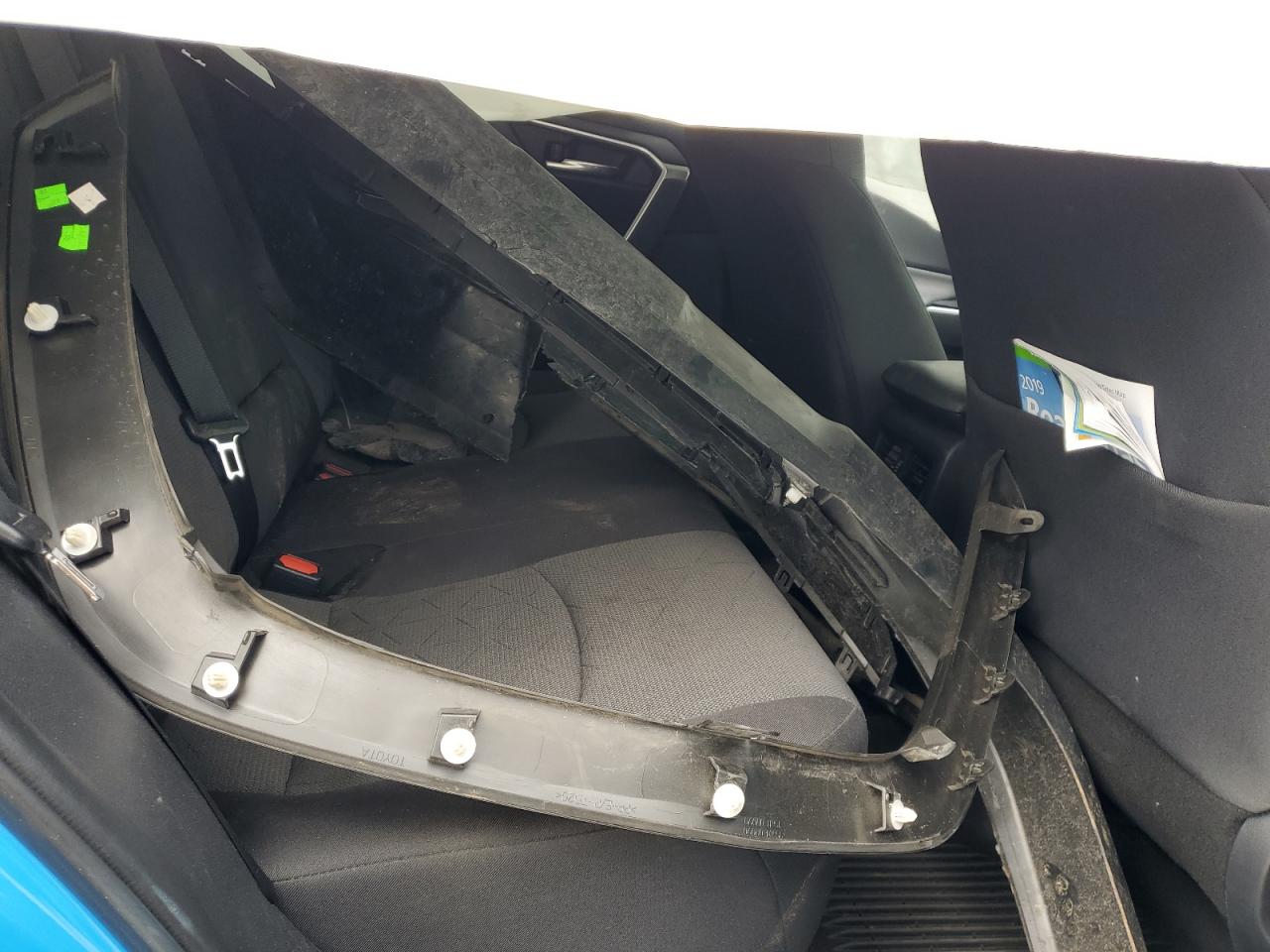 2019 Toyota RAV 4 - Image 11