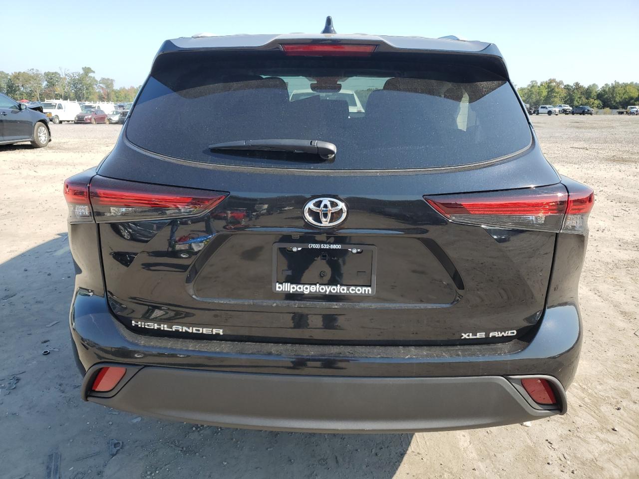 2024 Toyota Highlander Le VIN: 5TDKDRBH2RS570614 Lot: 72173354