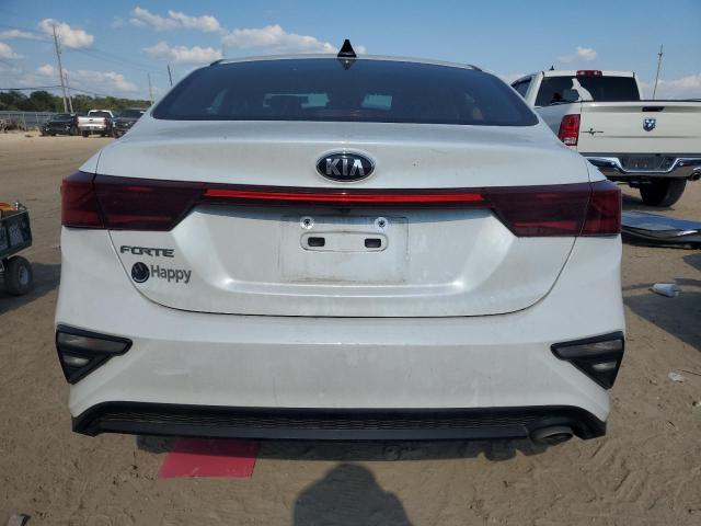 3KPF24AD9ME296081 Kia Forte FE 6