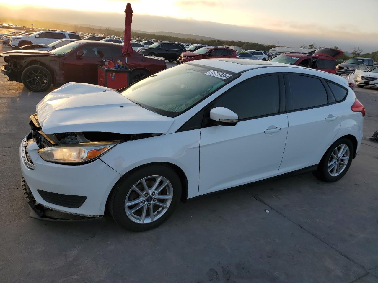 1FADP3K26GL348557 2016 FORD FOCUS - Image 1