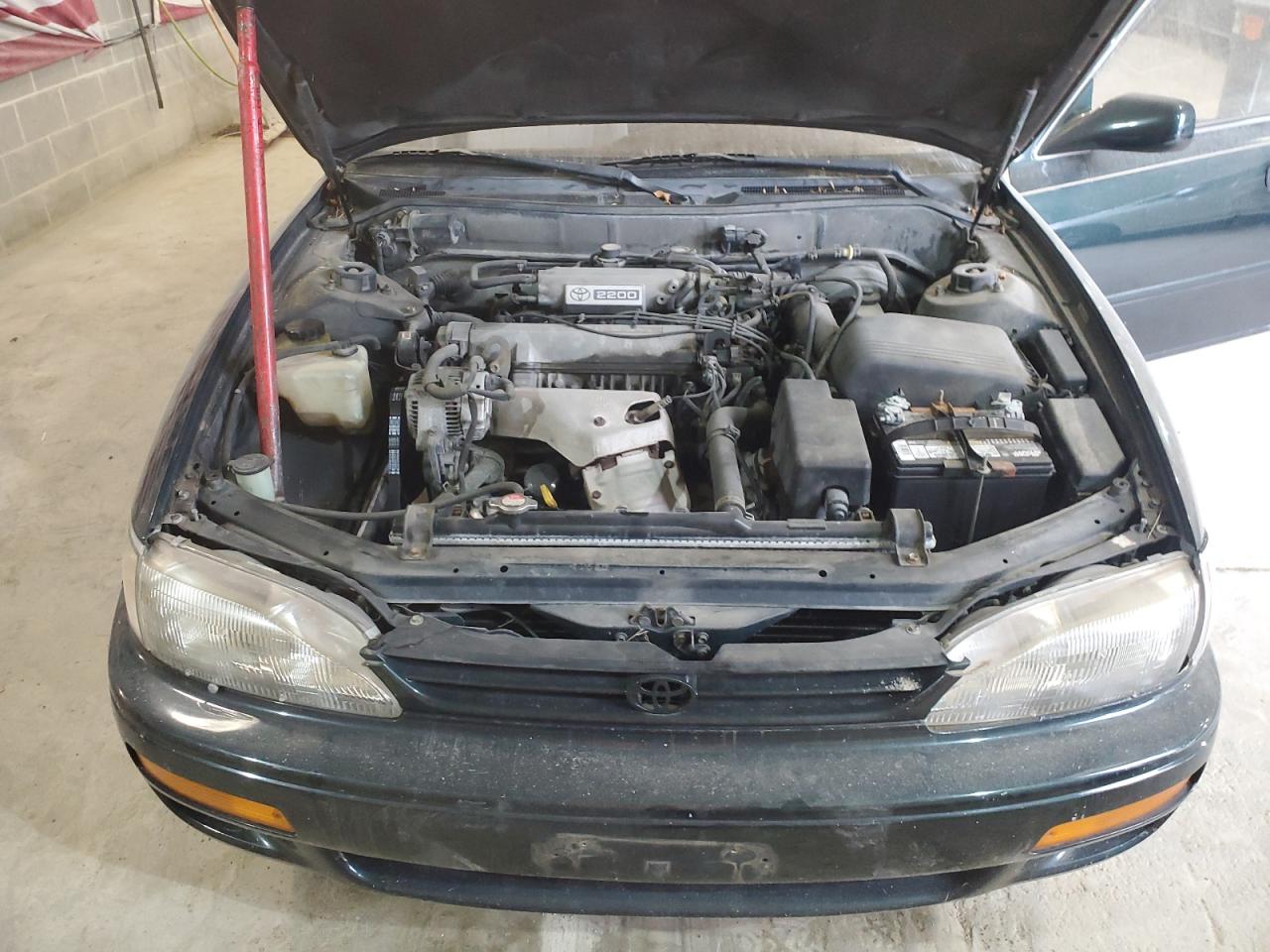 4T1SK12E7SU643440 1995 Toyota Camry Le