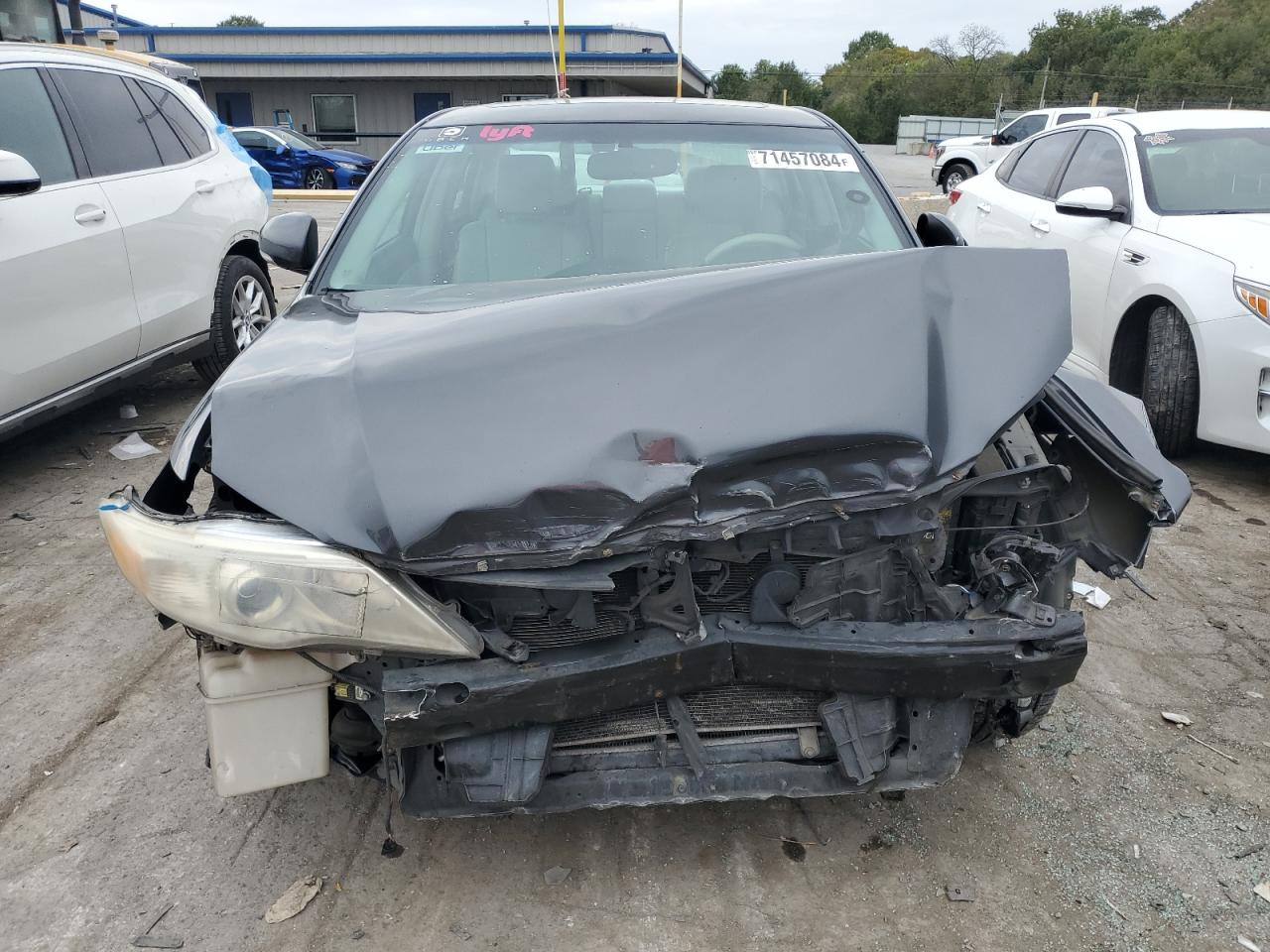 2011 Toyota Avalon - Image 5