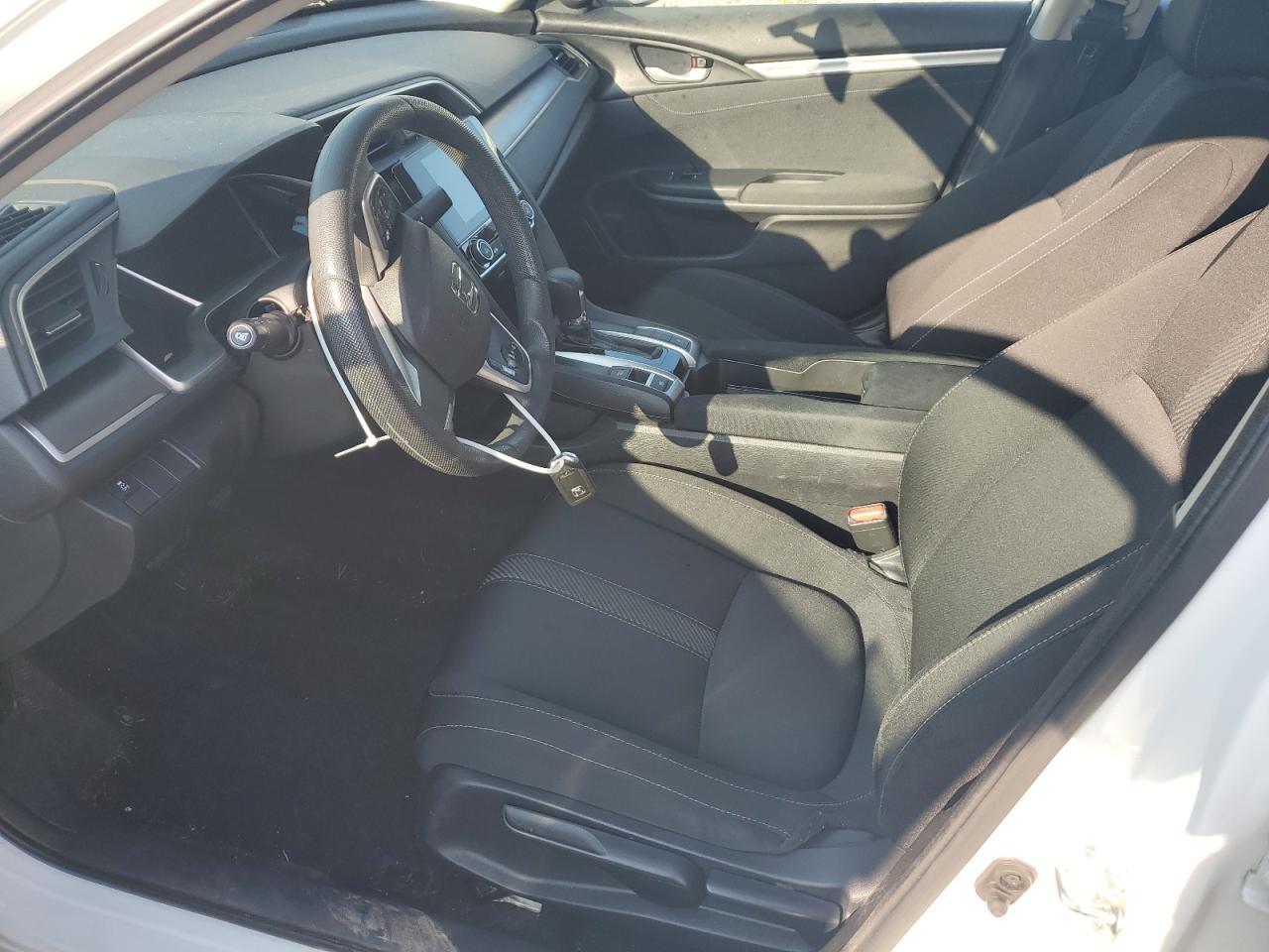 19XFC2F77HE231921 2017 Honda Civic Ex 19XFC2F77HE231921 2017 Honda Civic Ex
