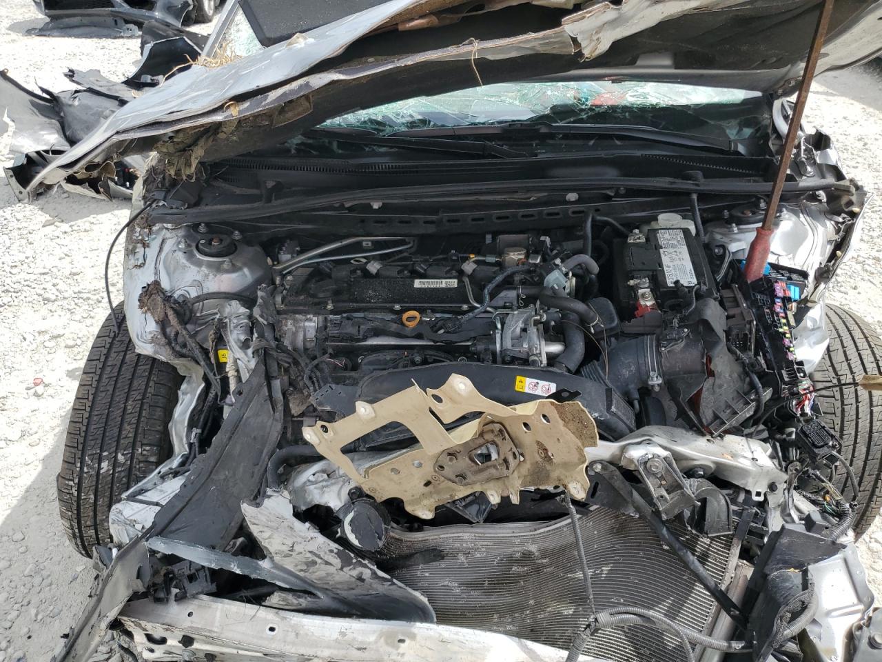 2020 Toyota Camry - Image 11