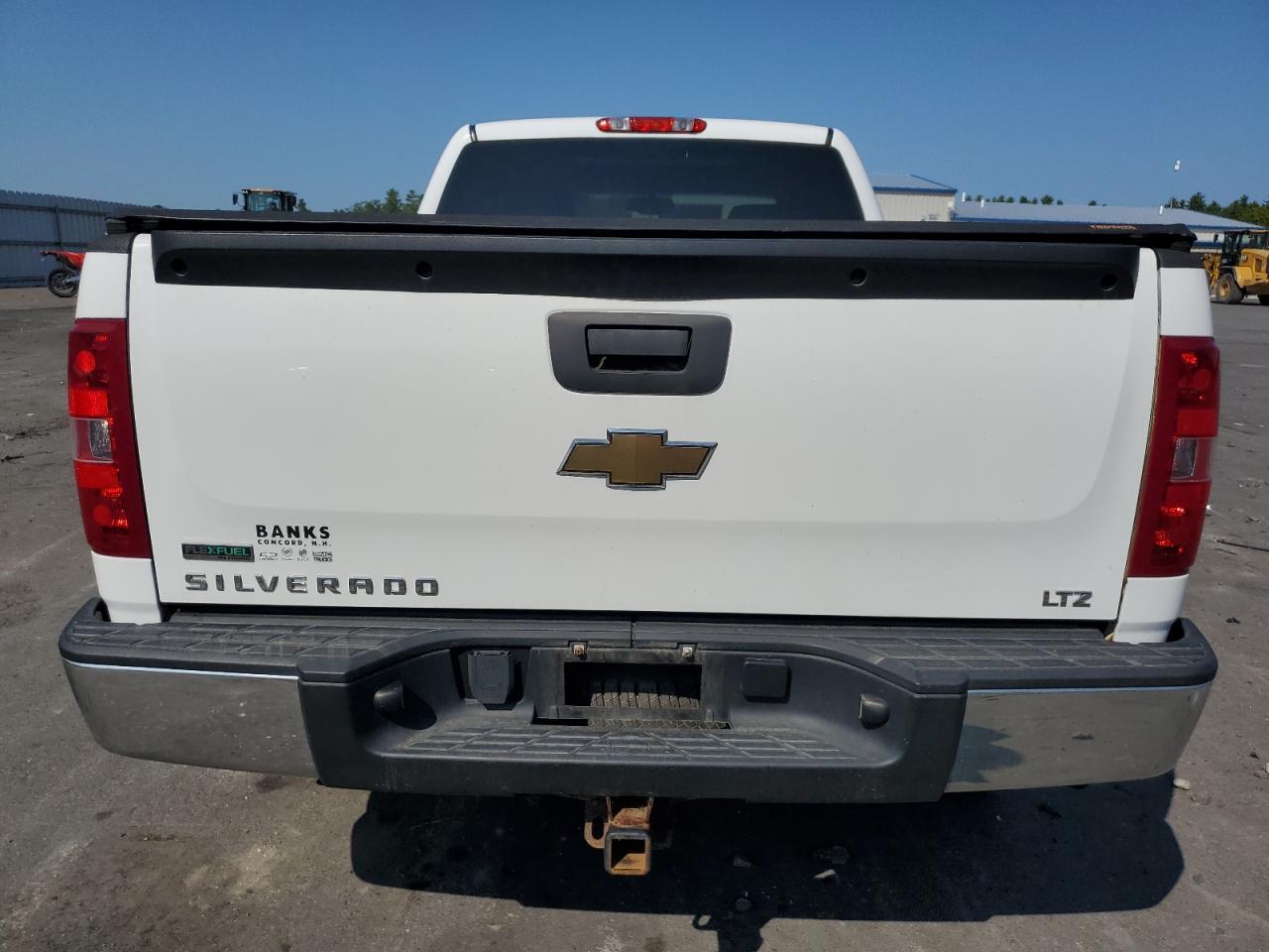 1GCRKTE3XBZ216121 2011 Chevrolet Silverado K1500 Ltz