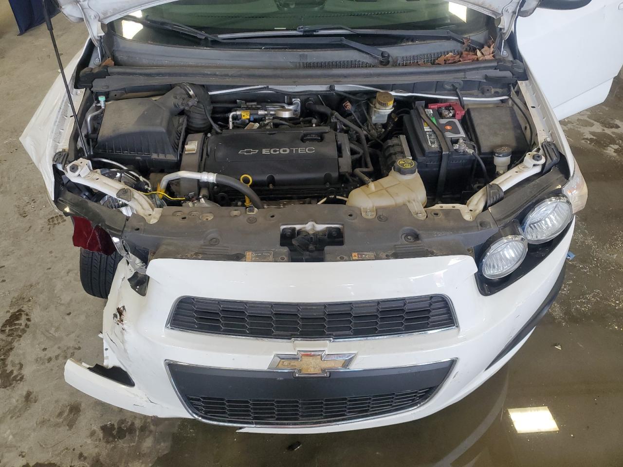 2014 Chevrolet Sonic - Image 11