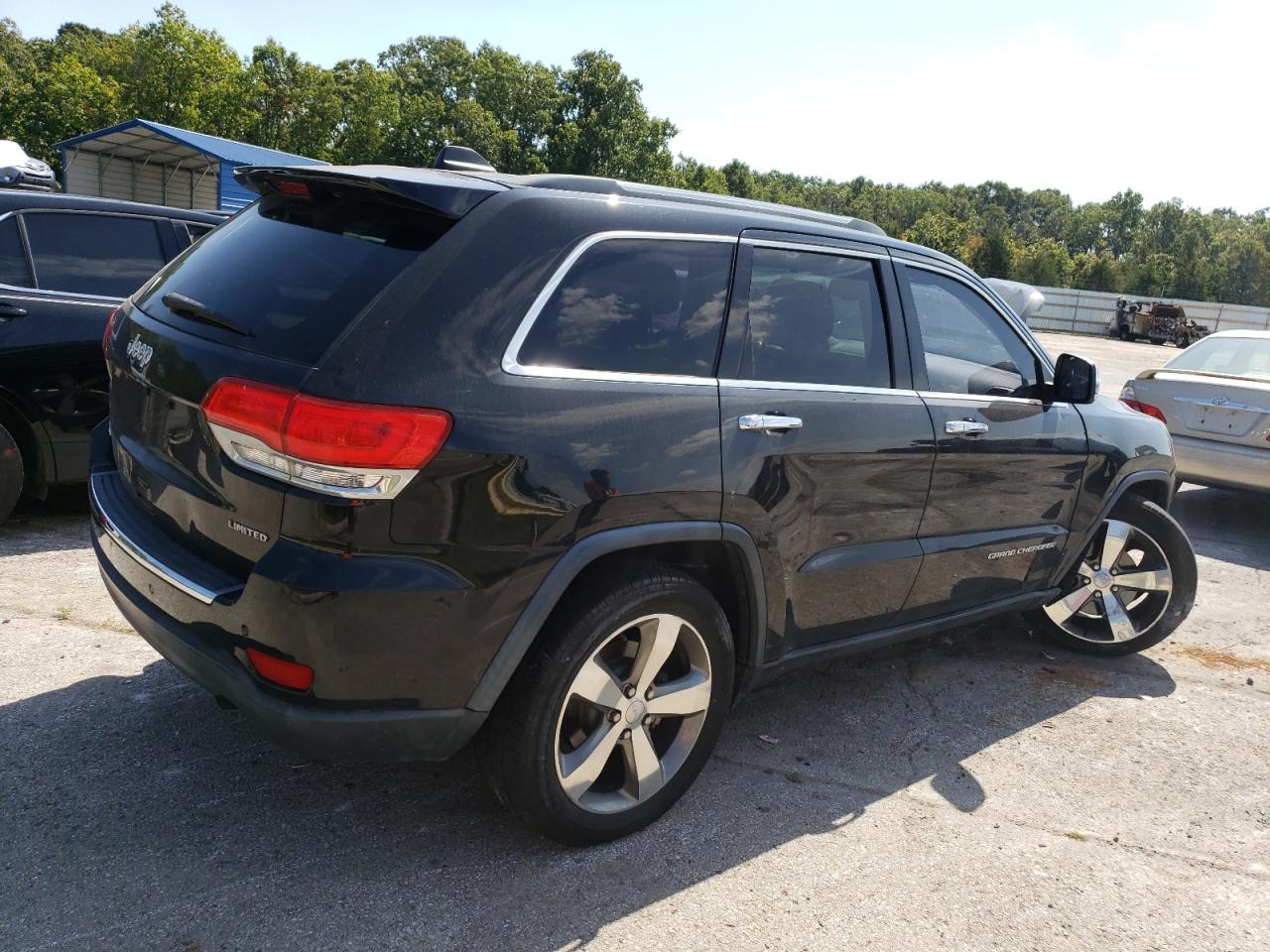 2015 Jeep Grand Cherokee - Image 3