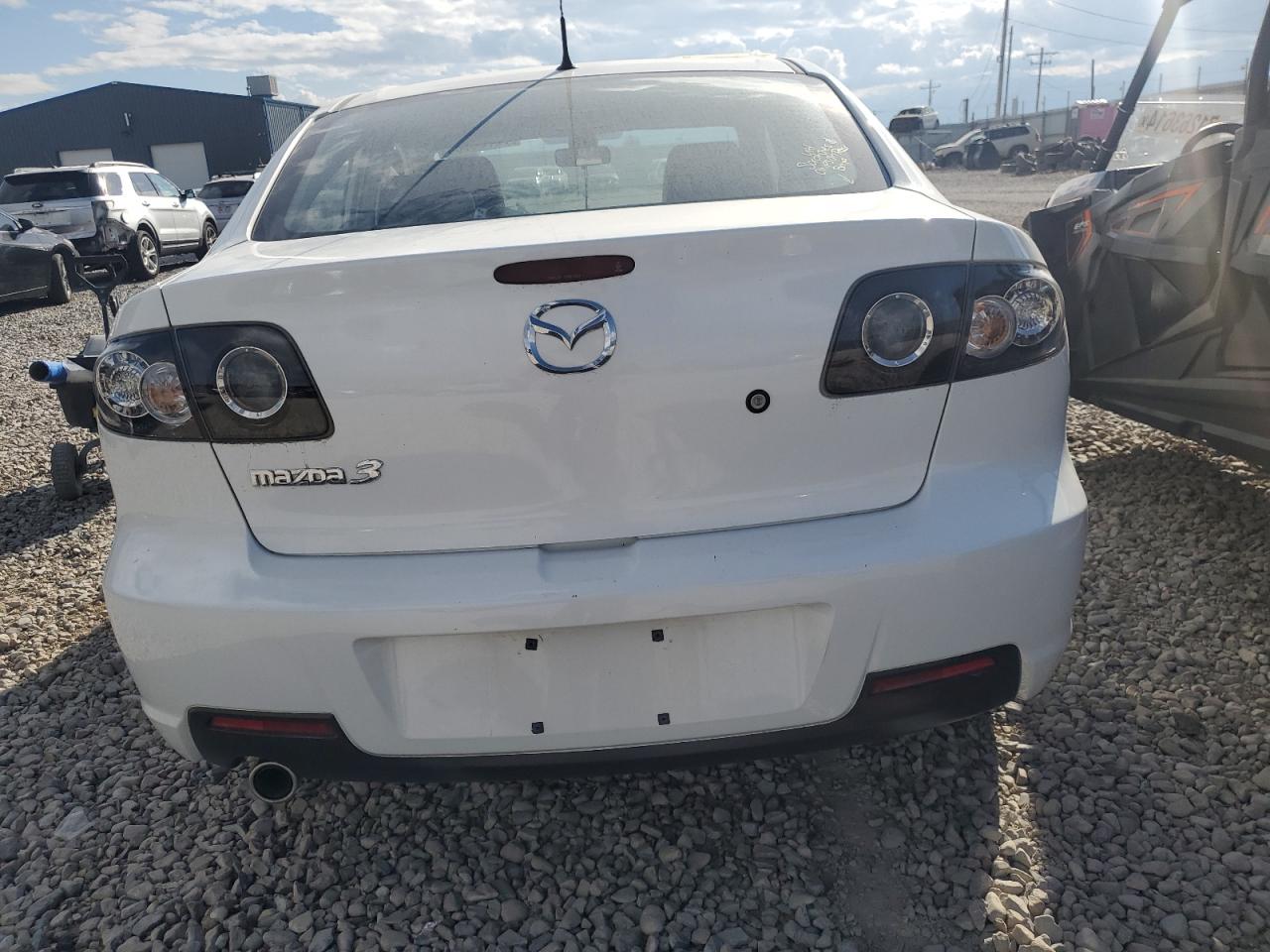 JM1BK323981794952 2008 Mazda 3 S