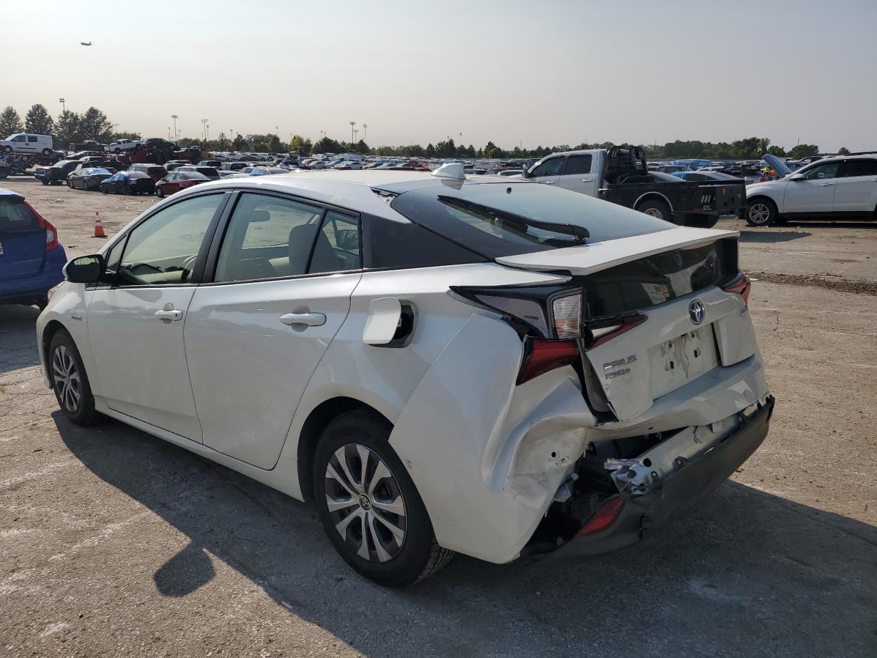 2020 Toyota Prius Le VIN: JTDL9RFU2L3017385 Lot: 70760574