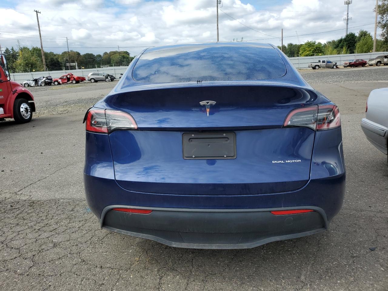 7SAYGDEE2PF592137 2023 Tesla Model Y