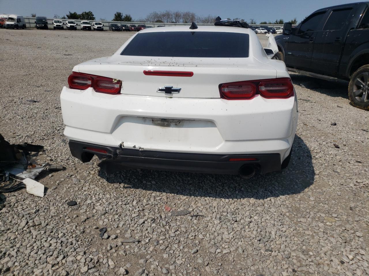 2019 Chevrolet Camaro Lt VIN: 1G1FC1RXXK0114008 Lot: 70623814