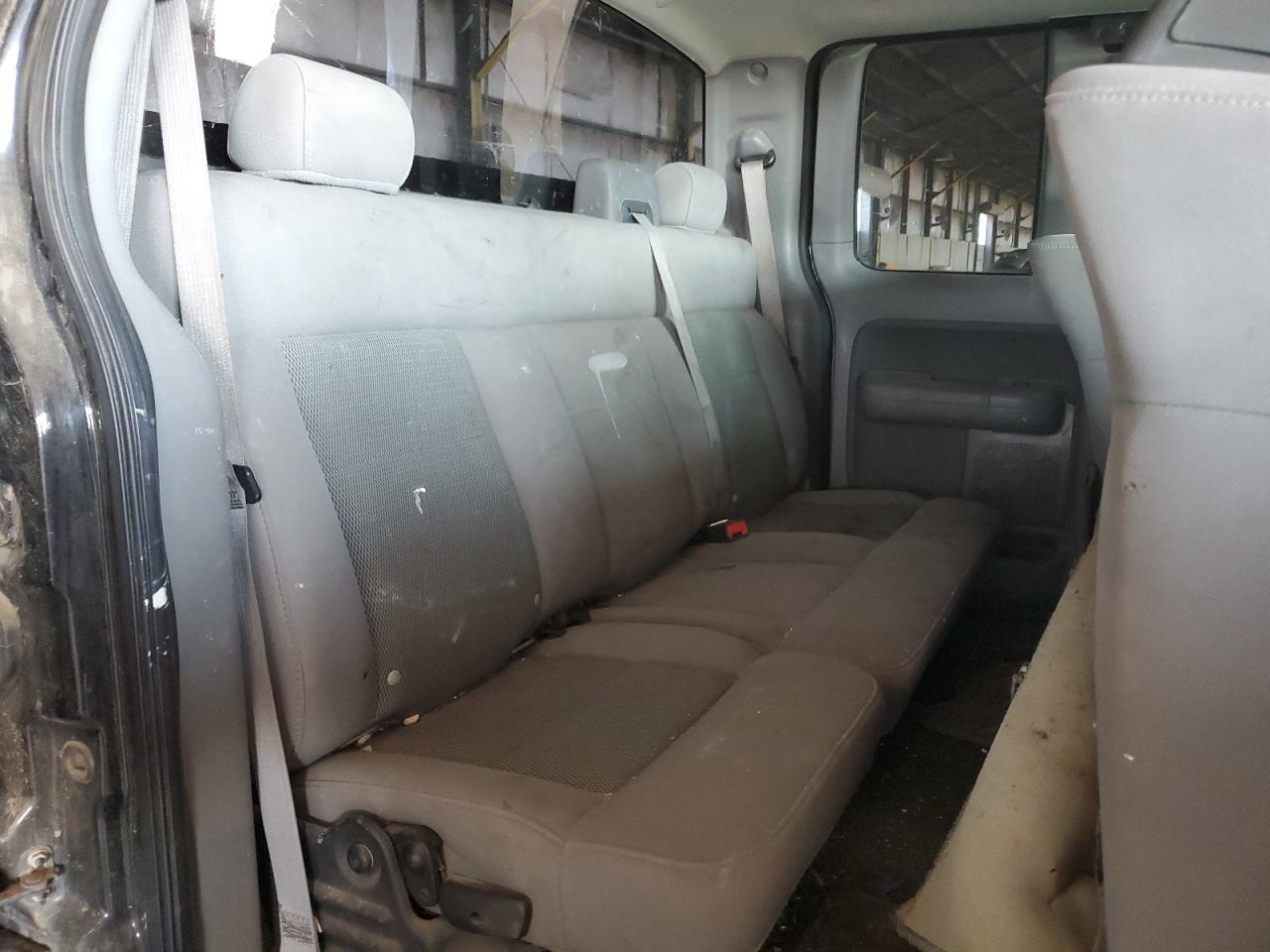2005 Ford F-150 - Image 10