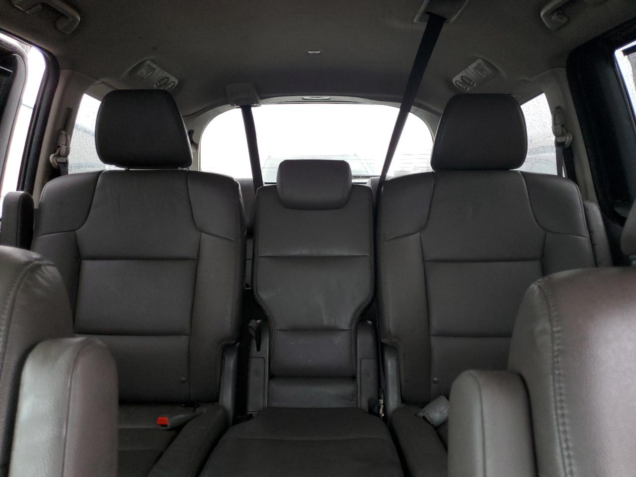 2016 Honda Odyssey - Image 10