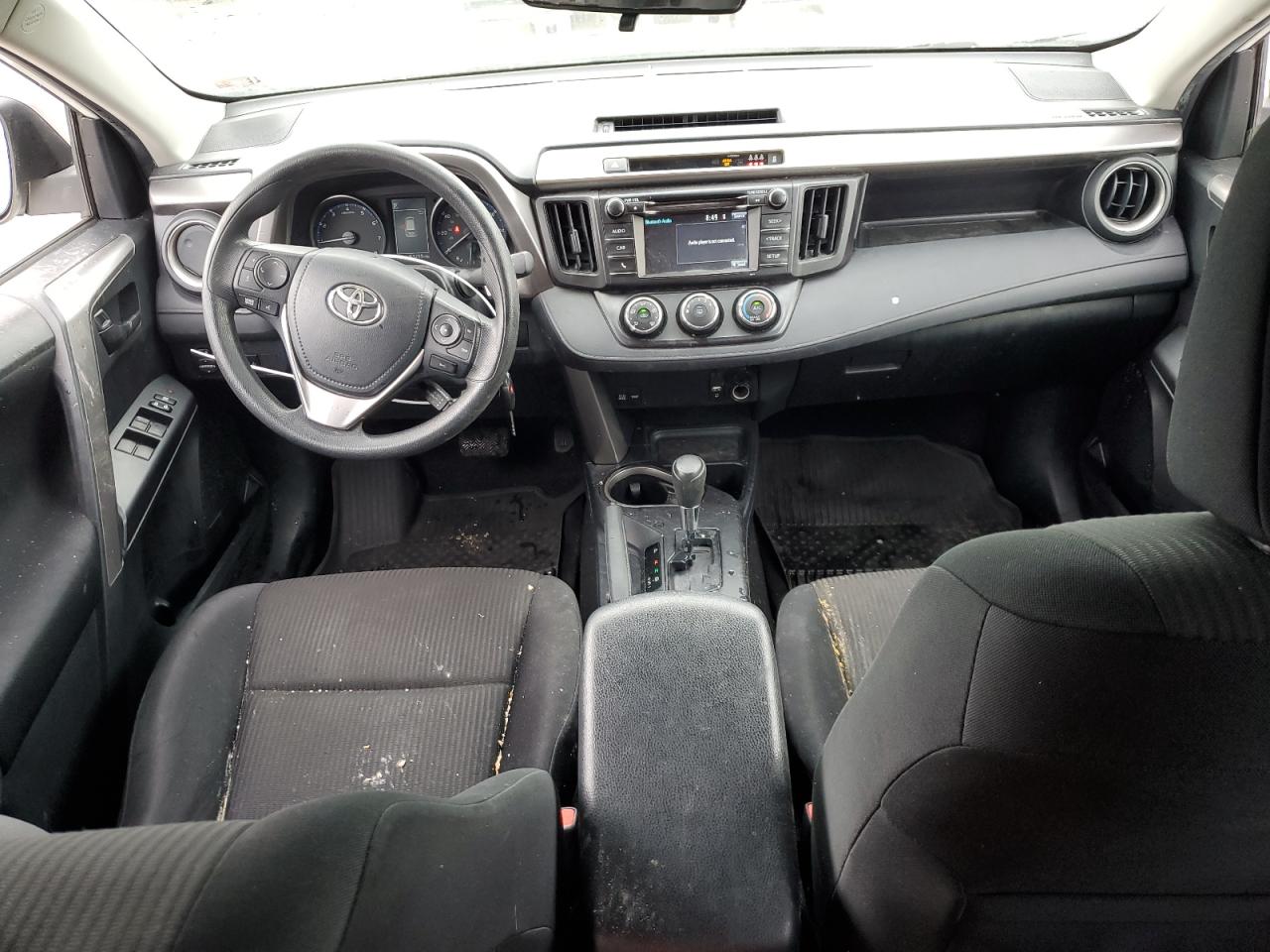 JTMBFREVXHJ126226 2017 Toyota Rav4 Le