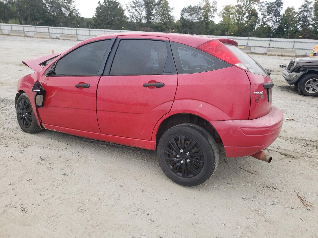 3FAFP37N15R125465 2005 Ford Focus Zx5