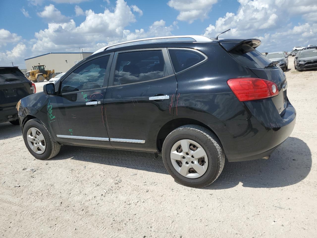 JN8AS5MT3FW656848 2015 NISSAN ROGUE - Image 2