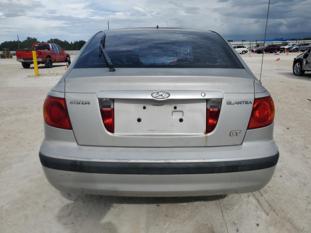 2002 Hyundai Elantra Gls VIN: KMHDN55D82U042967 Lot: 69975044