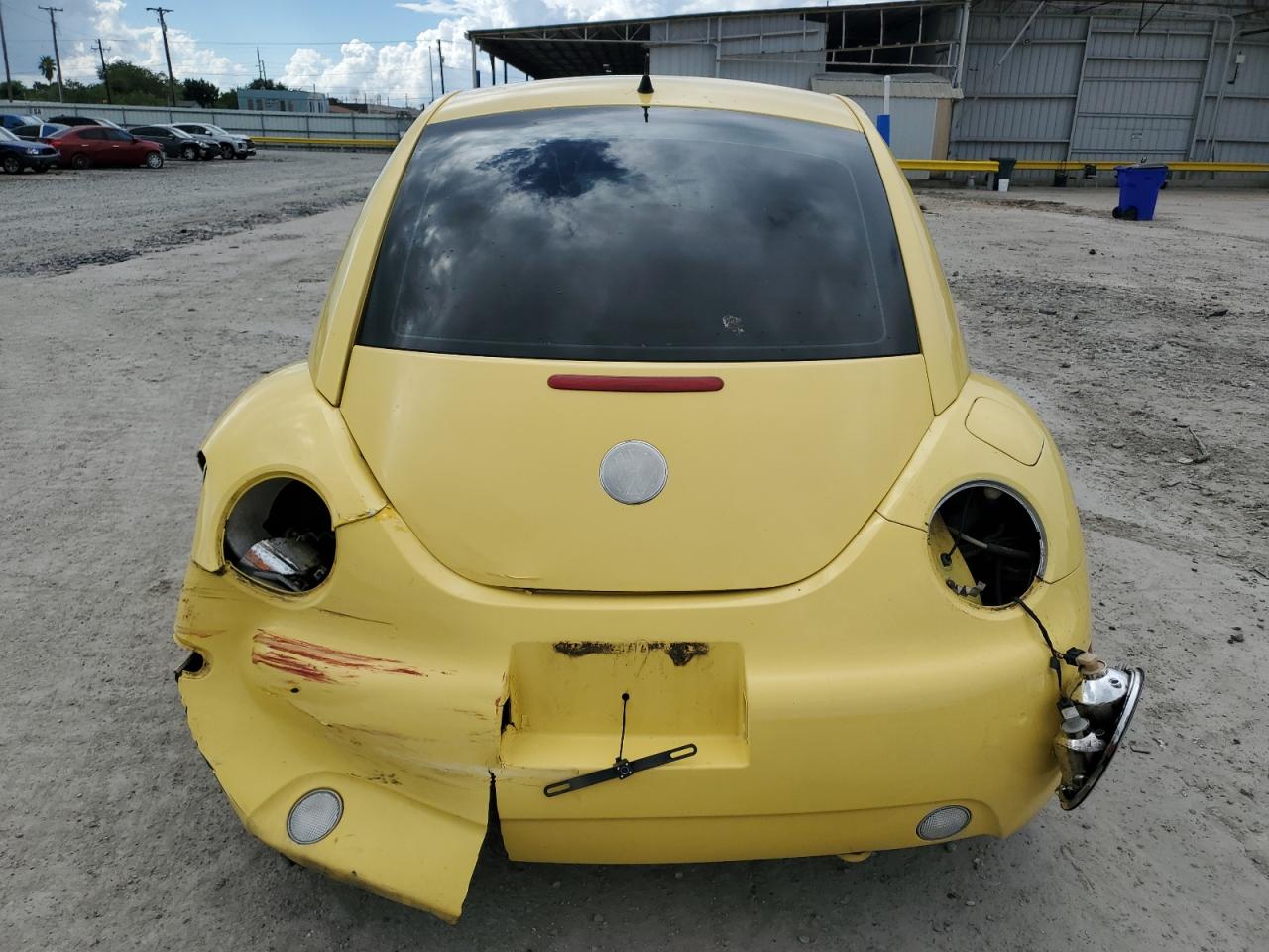 3VWCK31C24M415158 2004 Volkswagen New Beetle Gls