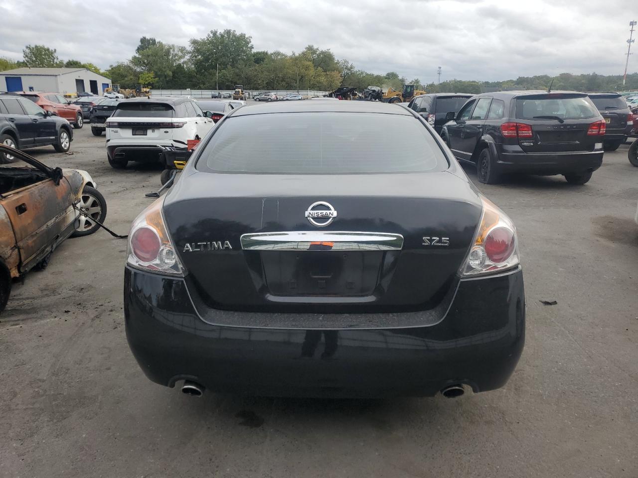 2011 Nissan Altima Base VIN: 1N4AL2AP4BC178200 Lot: 70806794