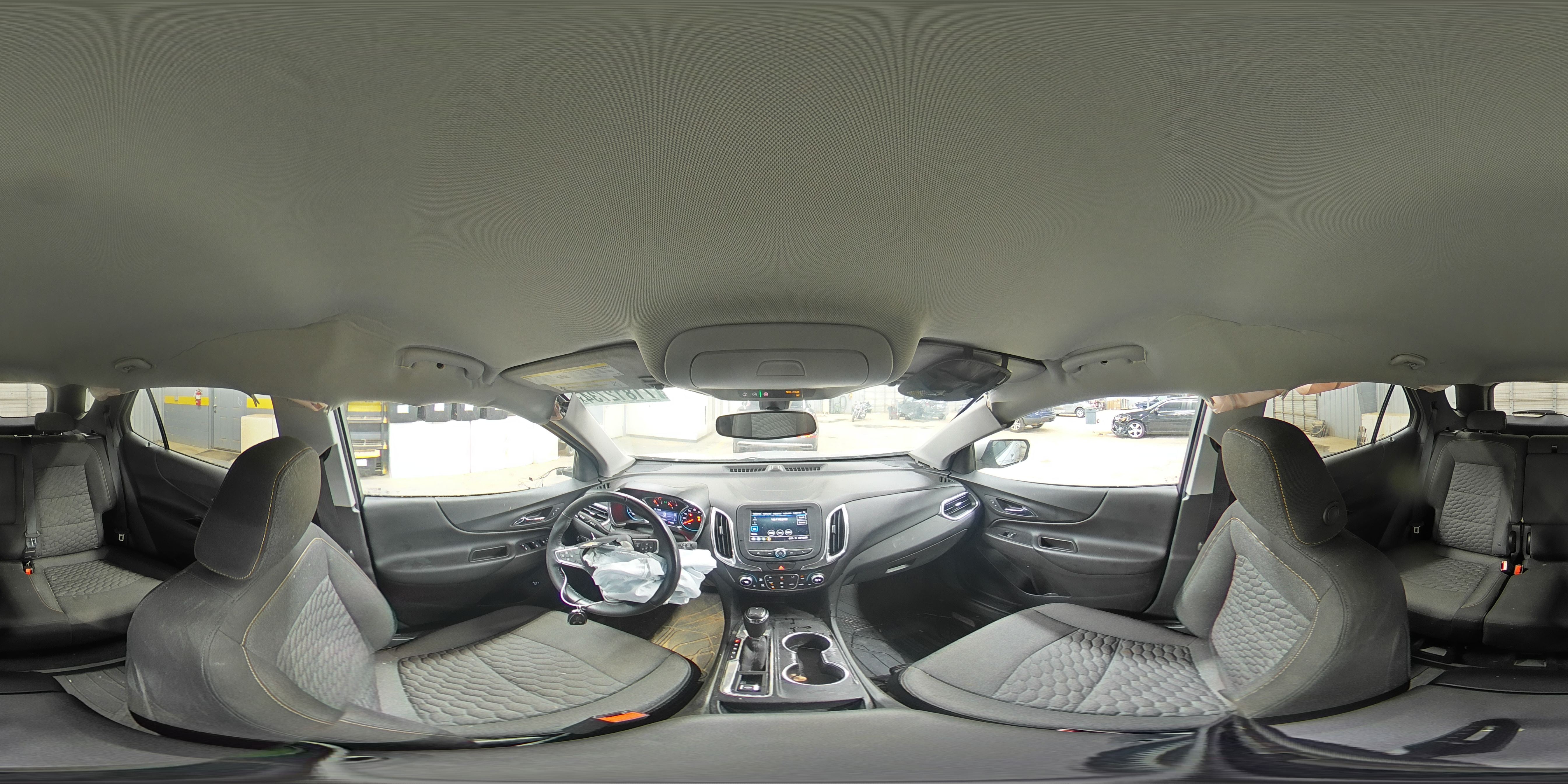 2019 Chevrolet Equinox - Image 14