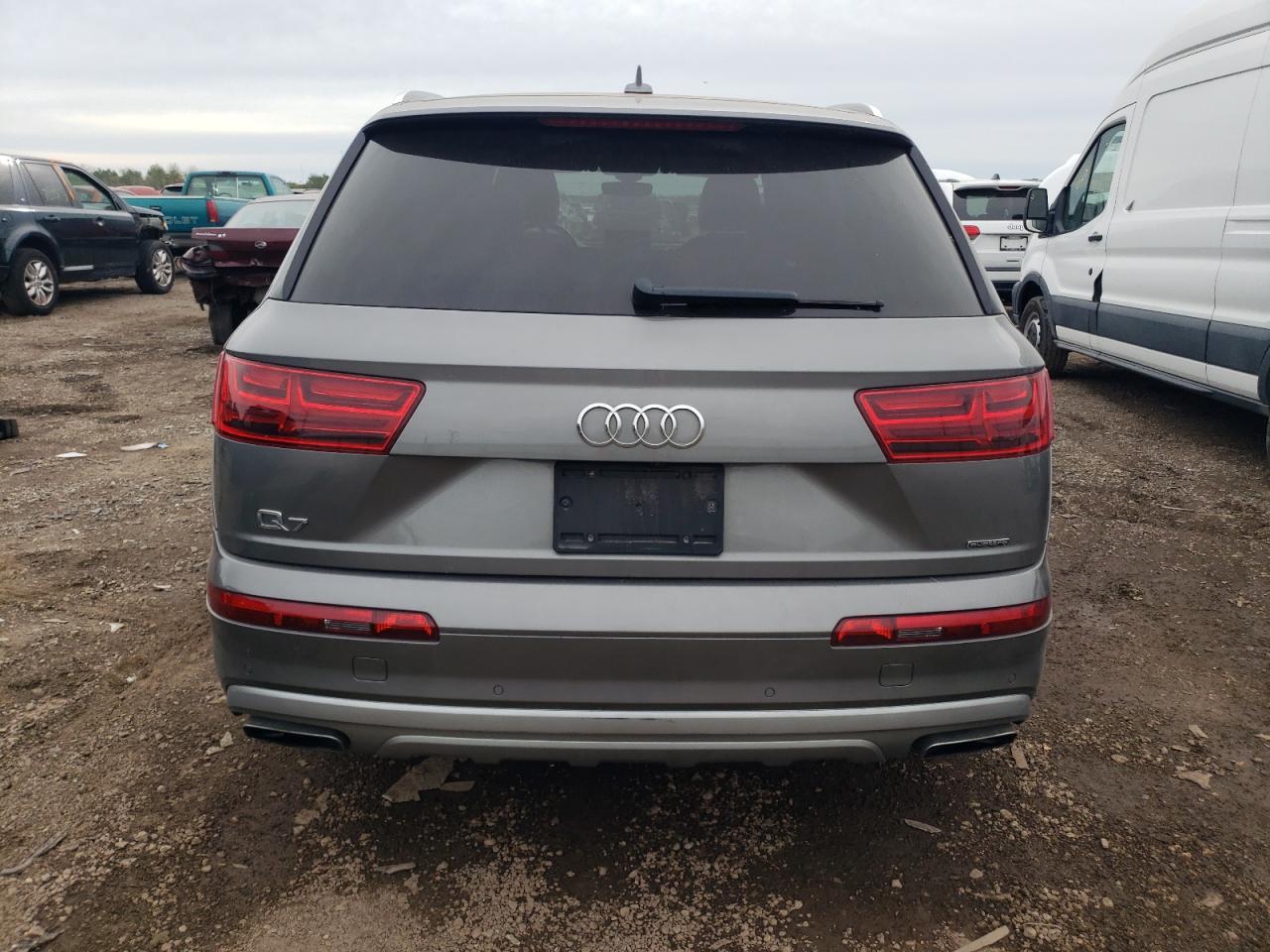 WA1LHAF74HD049040 2017 Audi Q7 Premium Plus