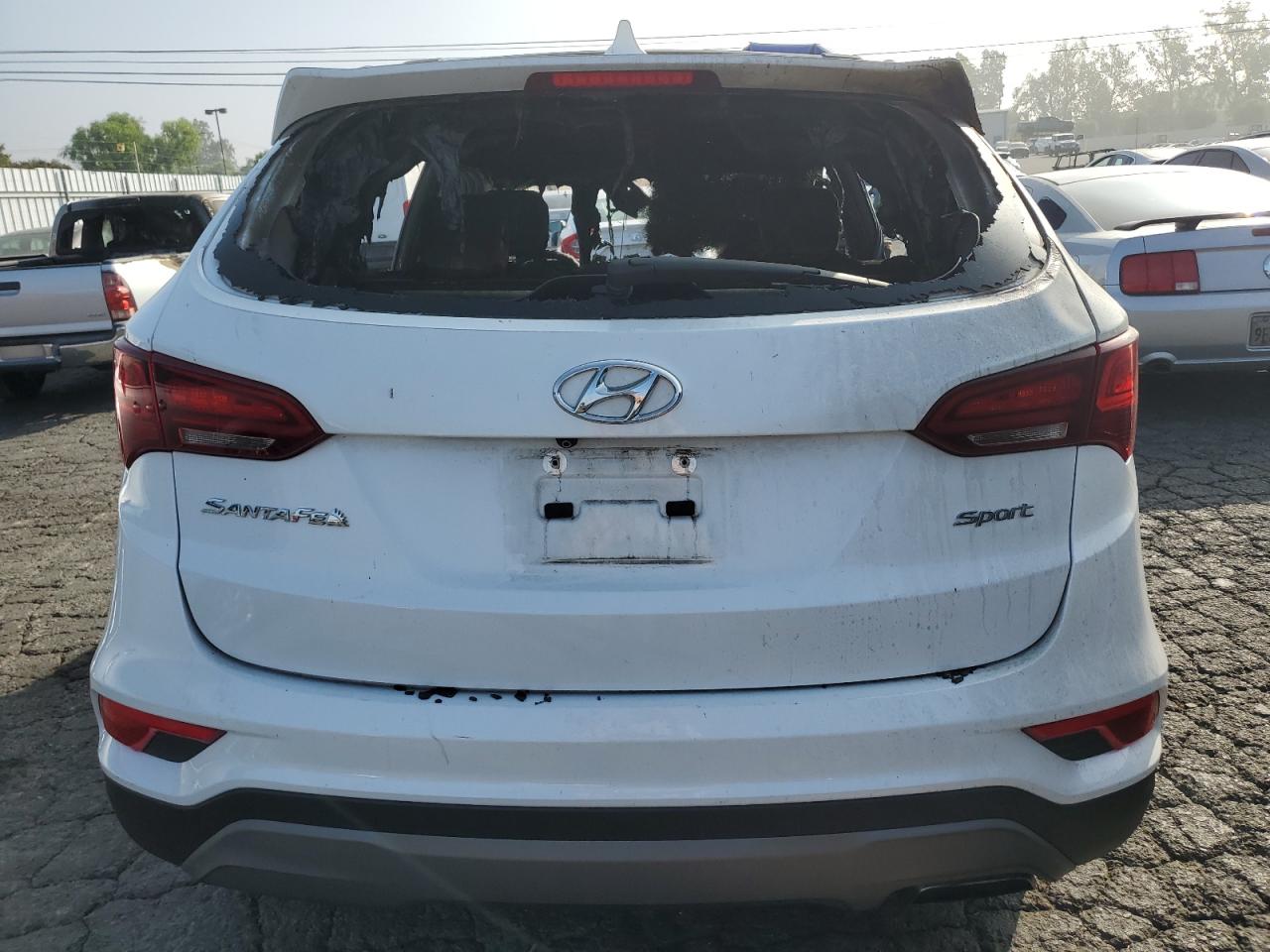 5NMZU3LB4JH056955 2018 Hyundai Santa Fe Sport