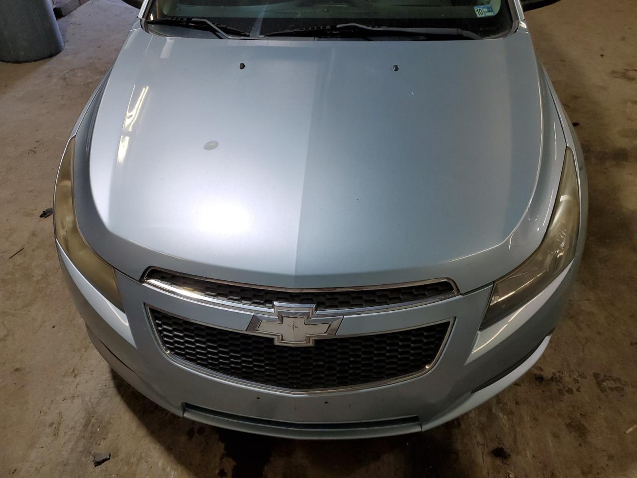 2012 Chevrolet Cruze - Image 11