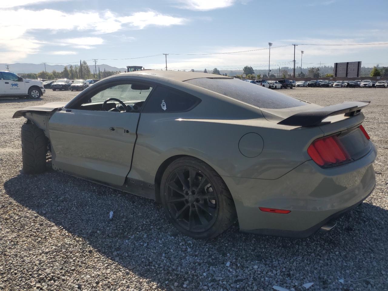 1FA6P8TH9G5279294 2016 FORD MUSTANG - Image 2