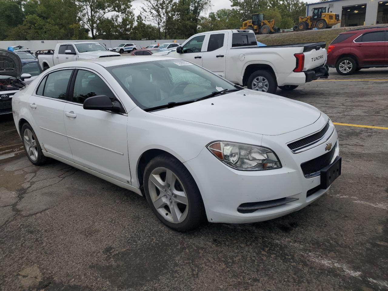 2009 Chevrolet Malibu - Image 4