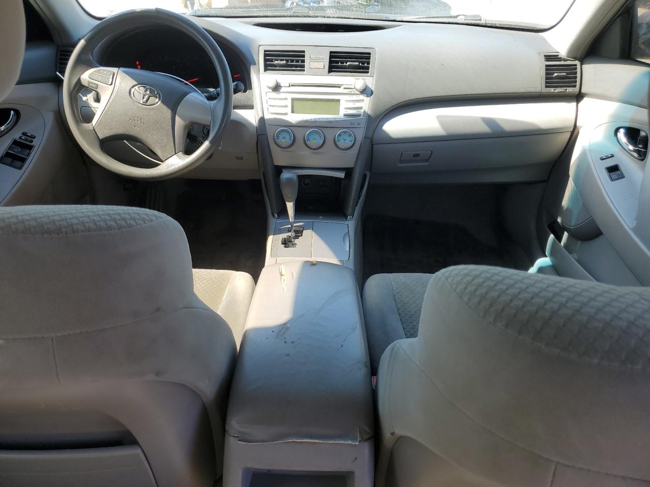 2009 Toyota Camry - Image 8