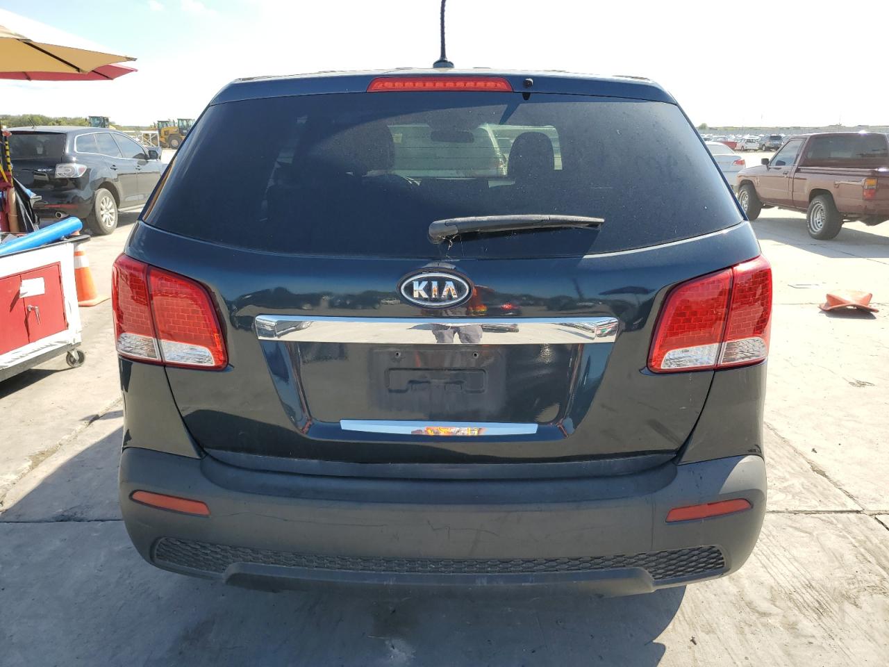 5XYKT3A15DG371275 2013 Kia Sorento Lx