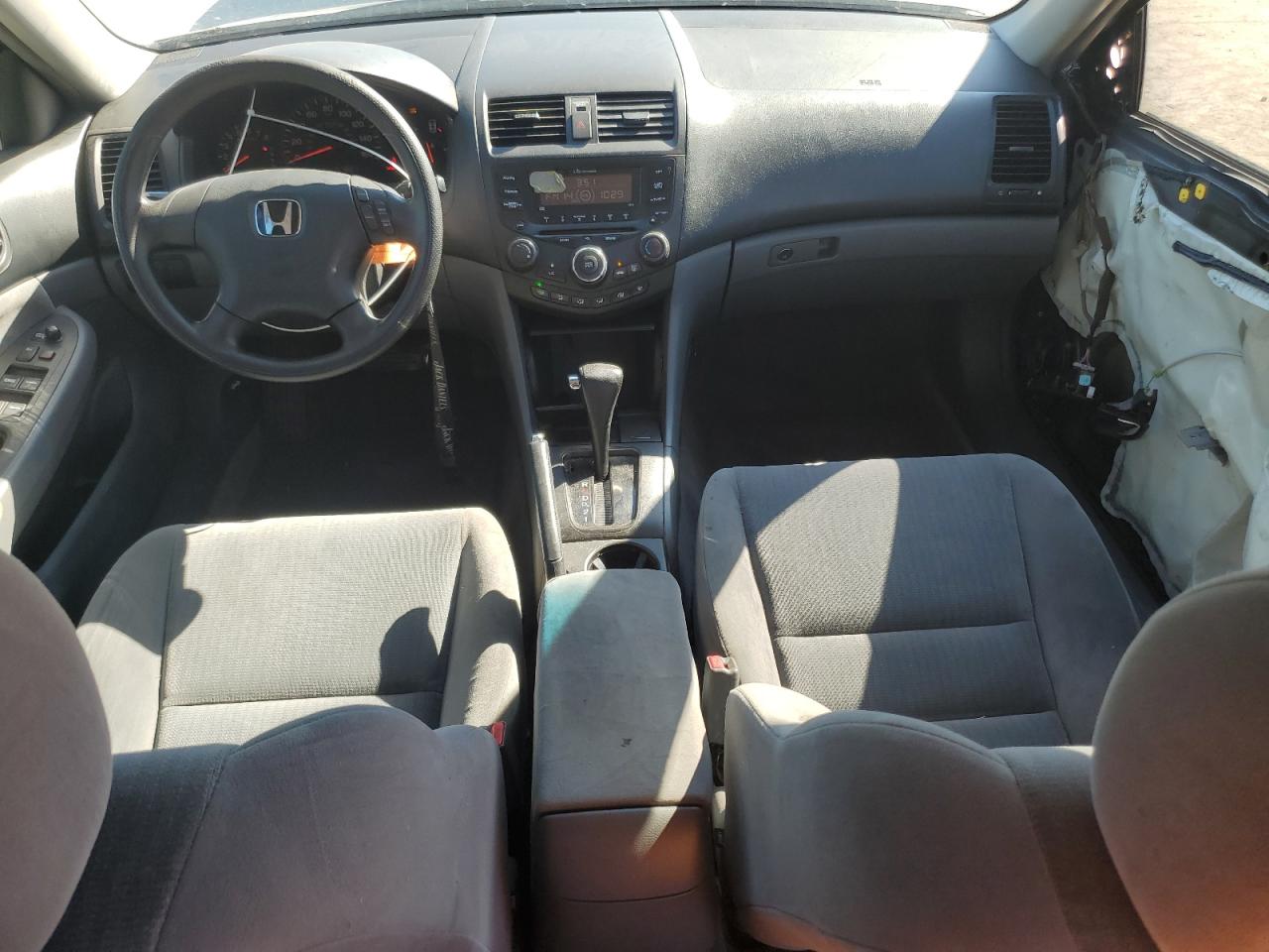 3HGCM56495G711743 2005 Honda Accord Lx