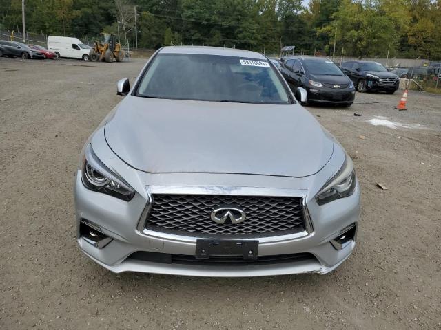  INFINITI Q50 2019 Srebrny