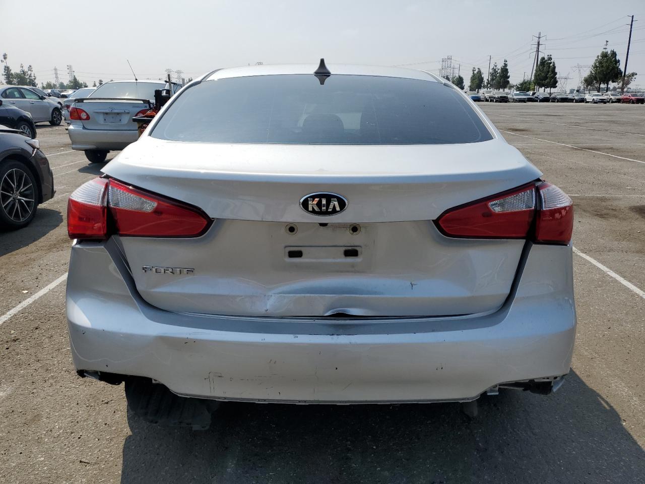 KNAFX4A63G5498947 2016 Kia Forte Lx