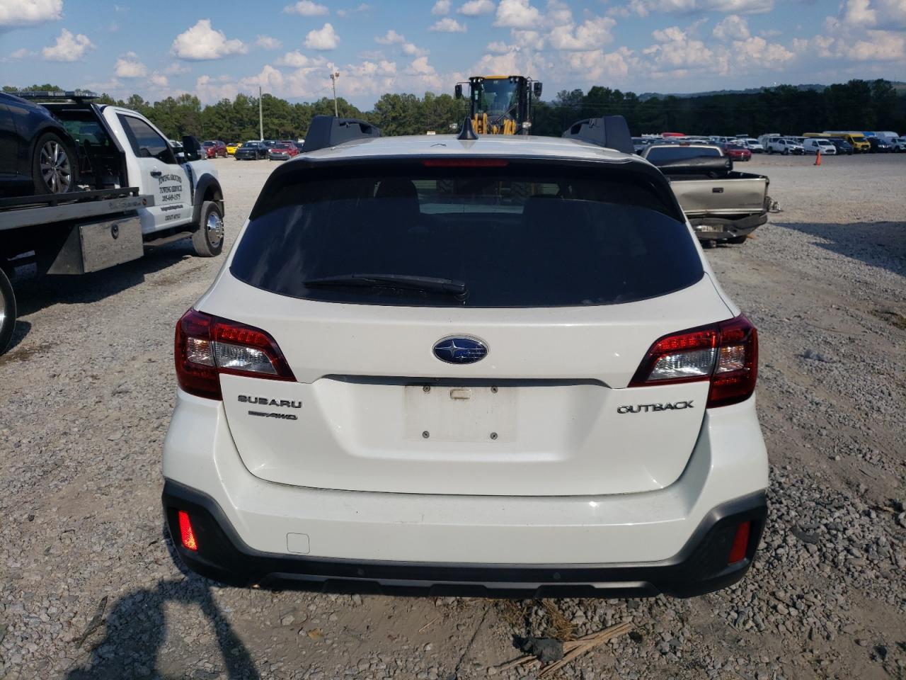 2018 Subaru Outback 2.5I Limited VIN: 4S4BSANC9J3203816 Lot: 72861234