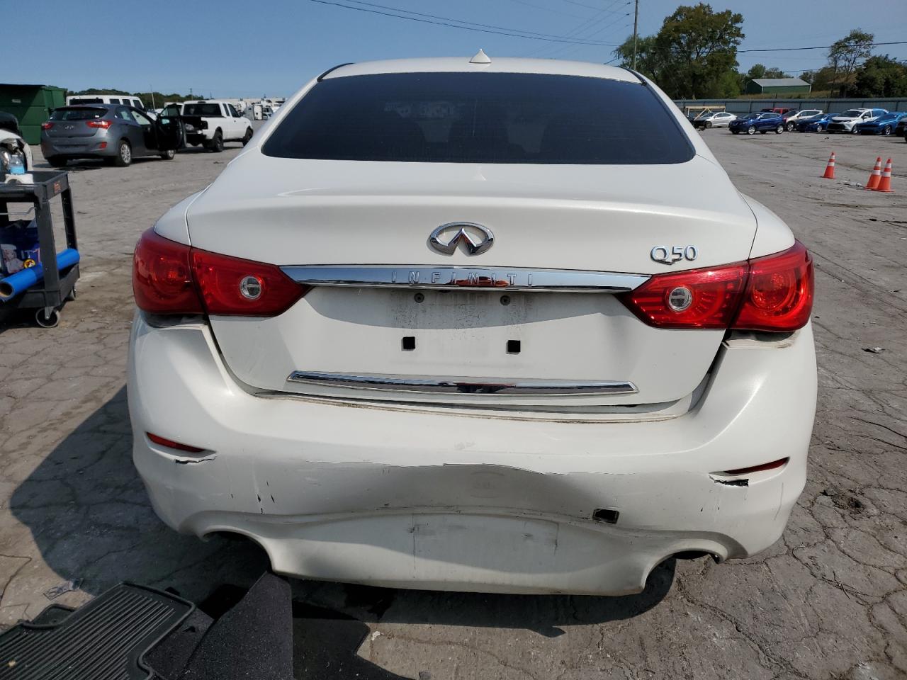 2014 Infiniti Q50 Base VIN: JN1BV7AP3EM674421 Lot: 70307894