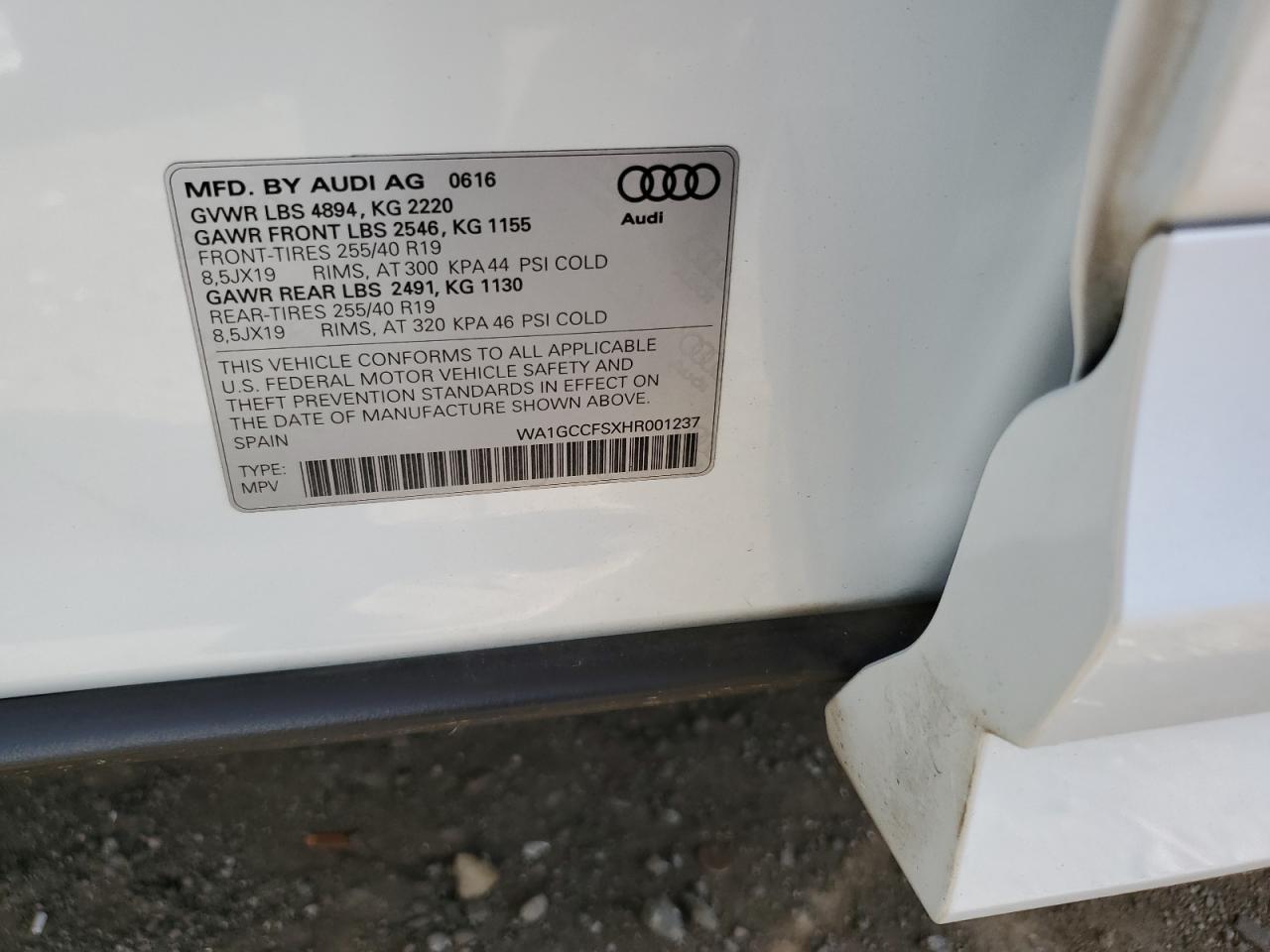 WA1GCCFSXHR001237 2017 Audi Q3 Prestige