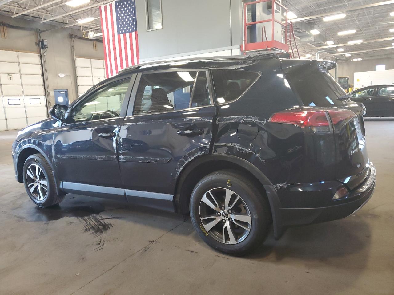 2017 Toyota Rav4 Xle VIN: JTMRFREV8HD219145 Lot: 71481634