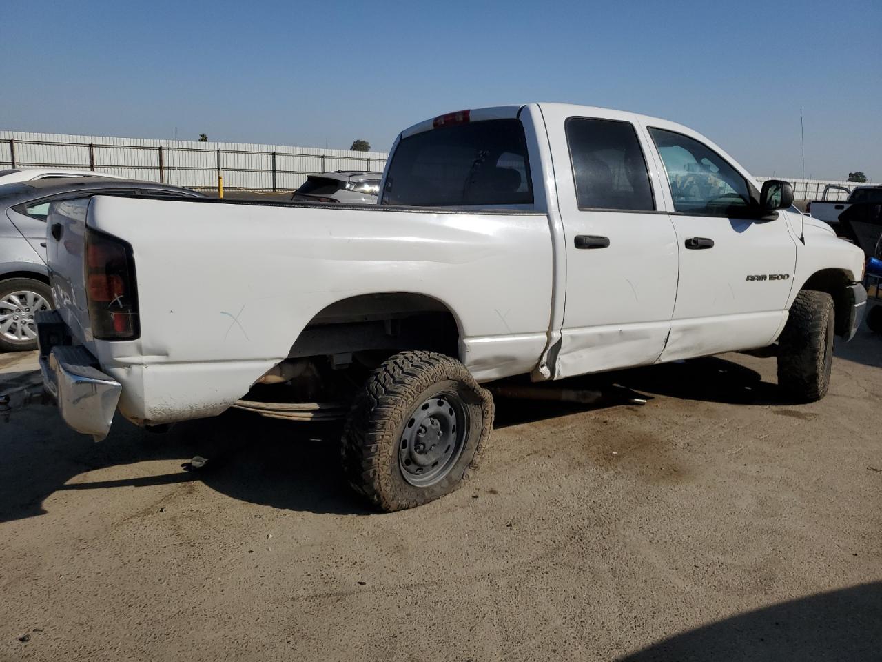 2004 Dodge RAM - Image 3