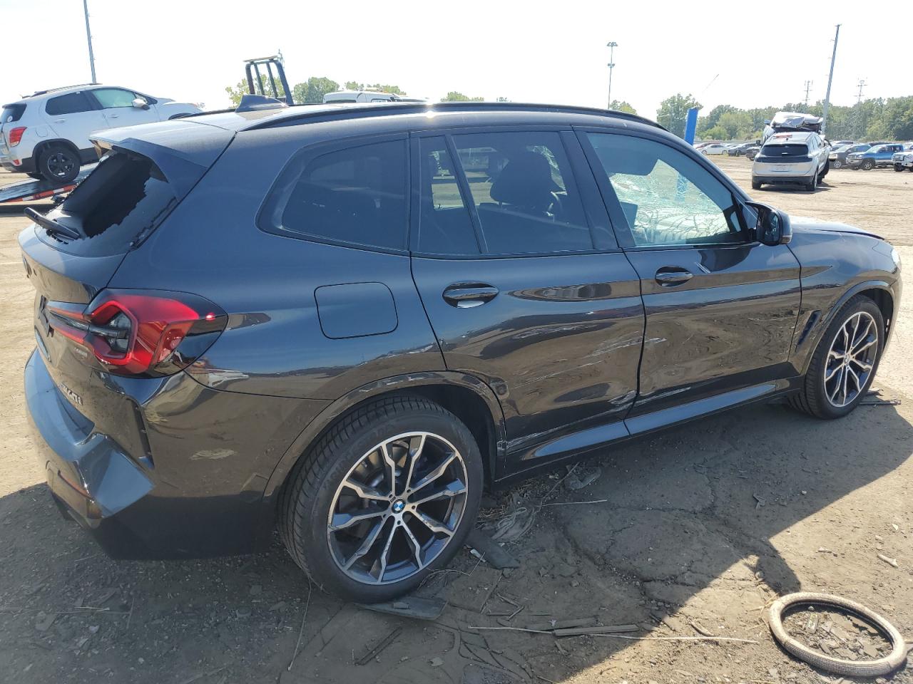 VIN 5UX83DP07N9J58327 2022 BMW X3 M40I no.3