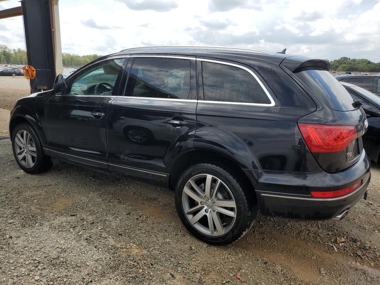 WA1LMAFE8FD005596 2015 AUDI Q7 - Image 2