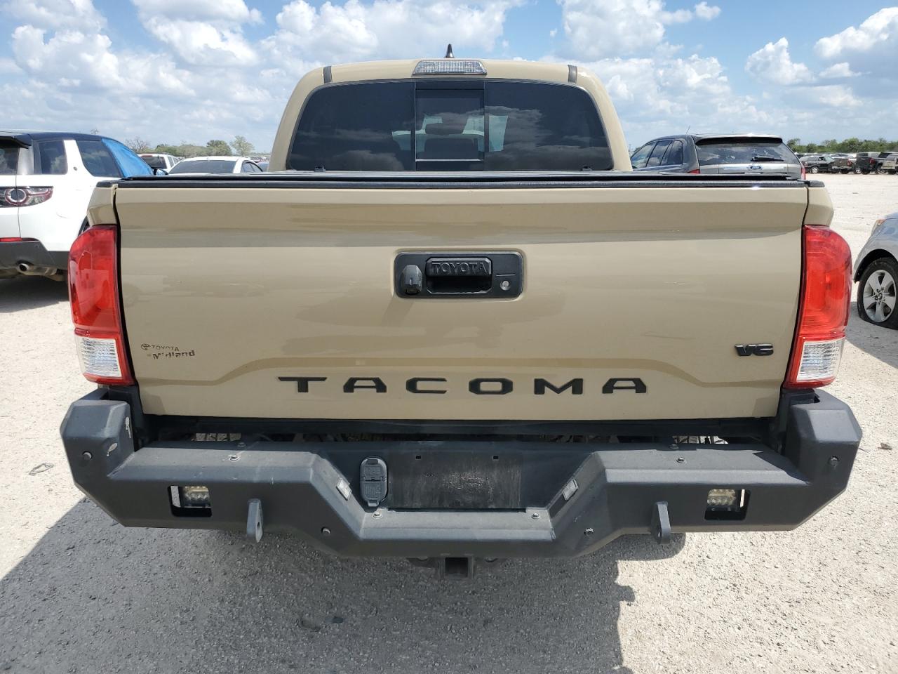 2019 Toyota Tacoma Double Cab VIN: 3TMCZ5AN3KM202079 Lot: 72651684