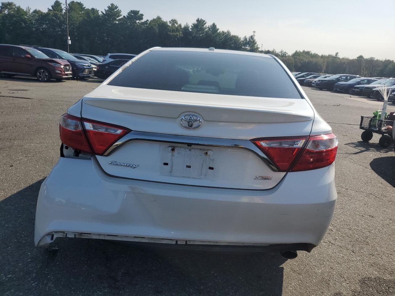 2015 Toyota Camry Xse VIN: 4T1BK1FKXFU561482 Lot: 71472164