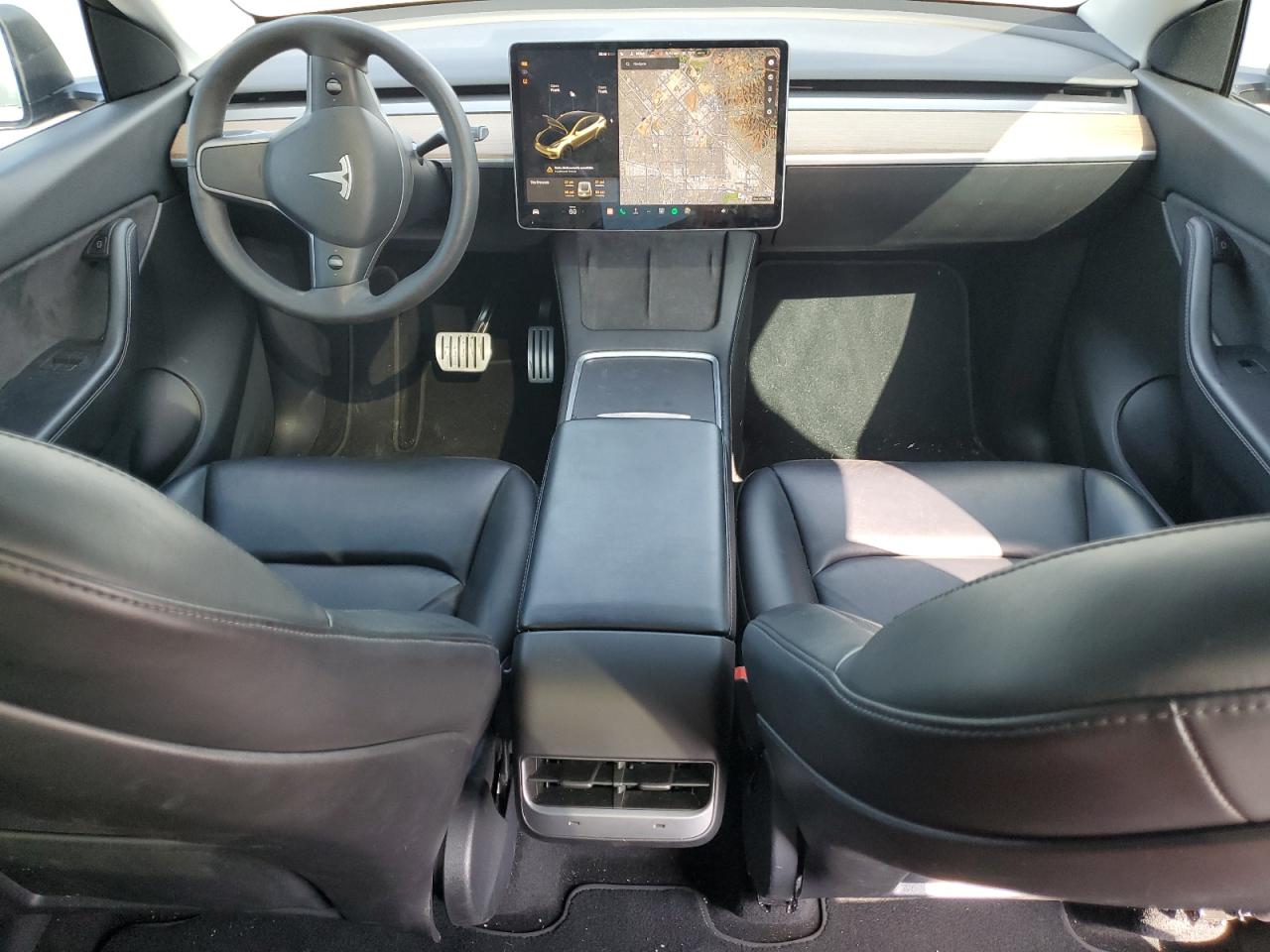 5YJYGDEF8MF216530 2021 Tesla Model Y