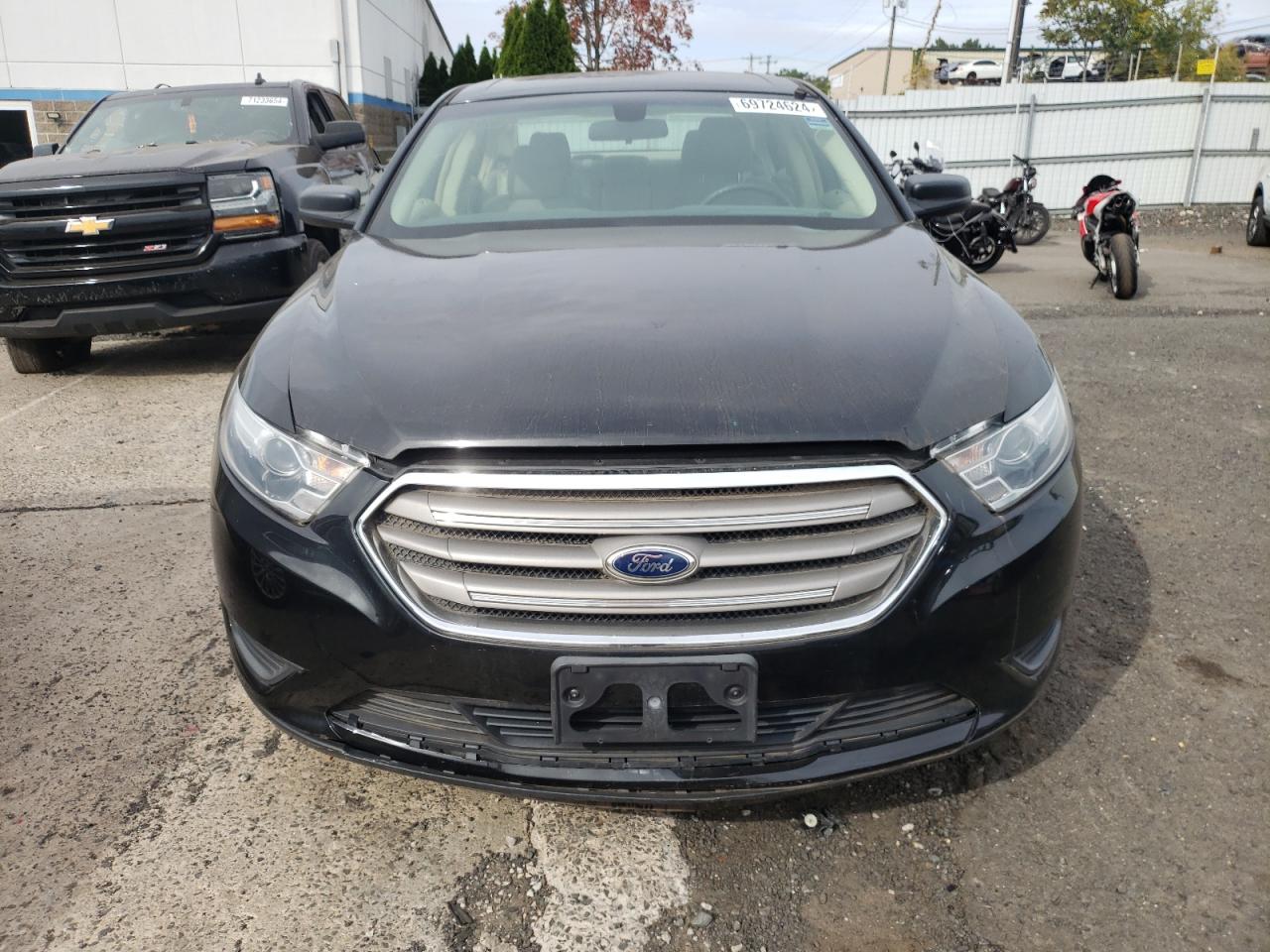 VIN 1FAHP2D83DG235618 2013 FORD TAURUS no.5