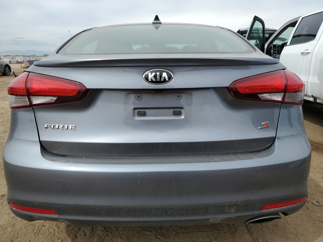 2018 Kia Forte Lx VIN: 3KPFL4A77JE225626 Lot: 71493474