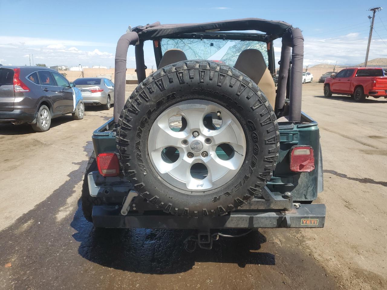 2000 Jeep Wrangler / Tj Sport VIN: 1J4FA49SXYP701807 Lot: 71990164