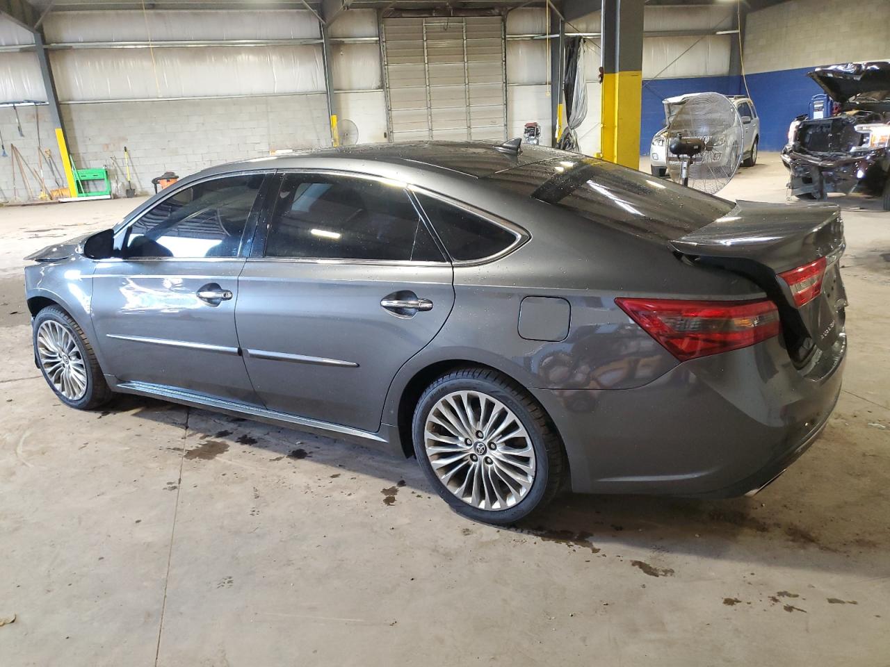 4T1BK1EB8HU260035 2017 TOYOTA AVALON - Image 2